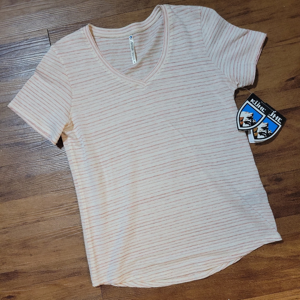 Kuhl women's Aria ss V neck NWT Size Small